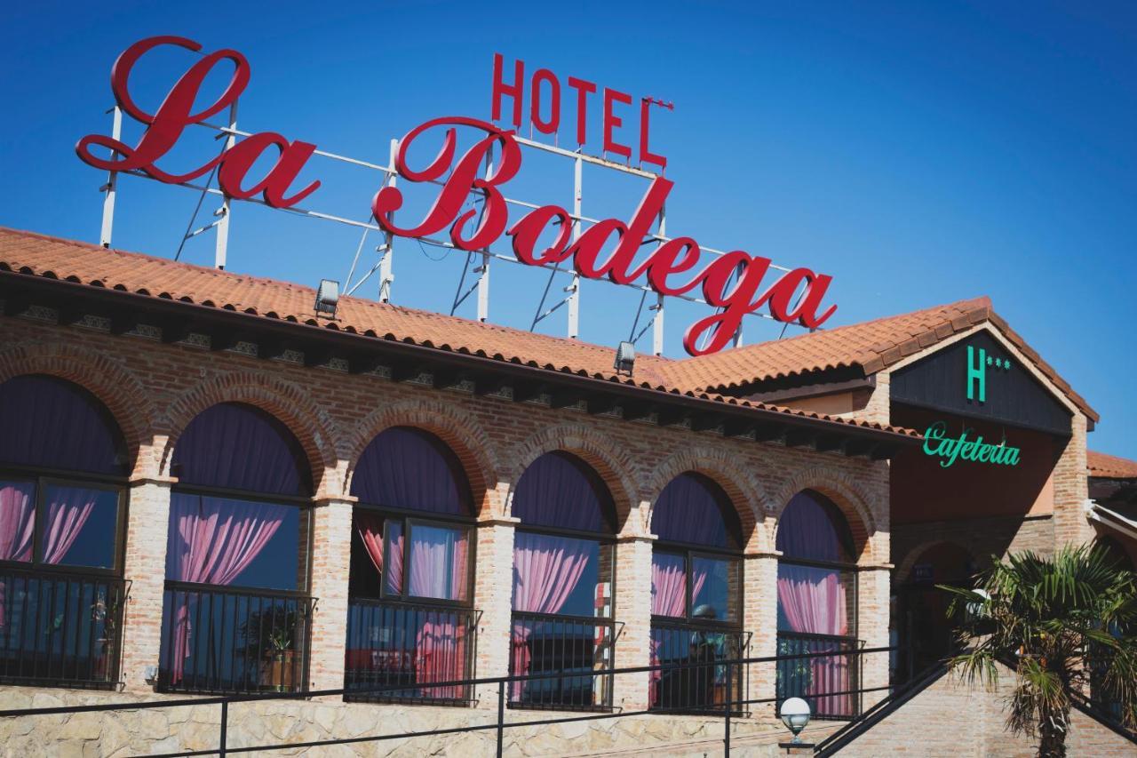 Hotel La Bodega La Almunia de Doña Godina Extérieur photo