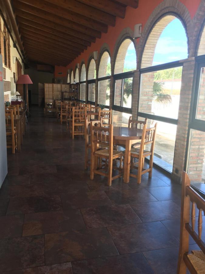 Hotel La Bodega La Almunia de Doña Godina Extérieur photo