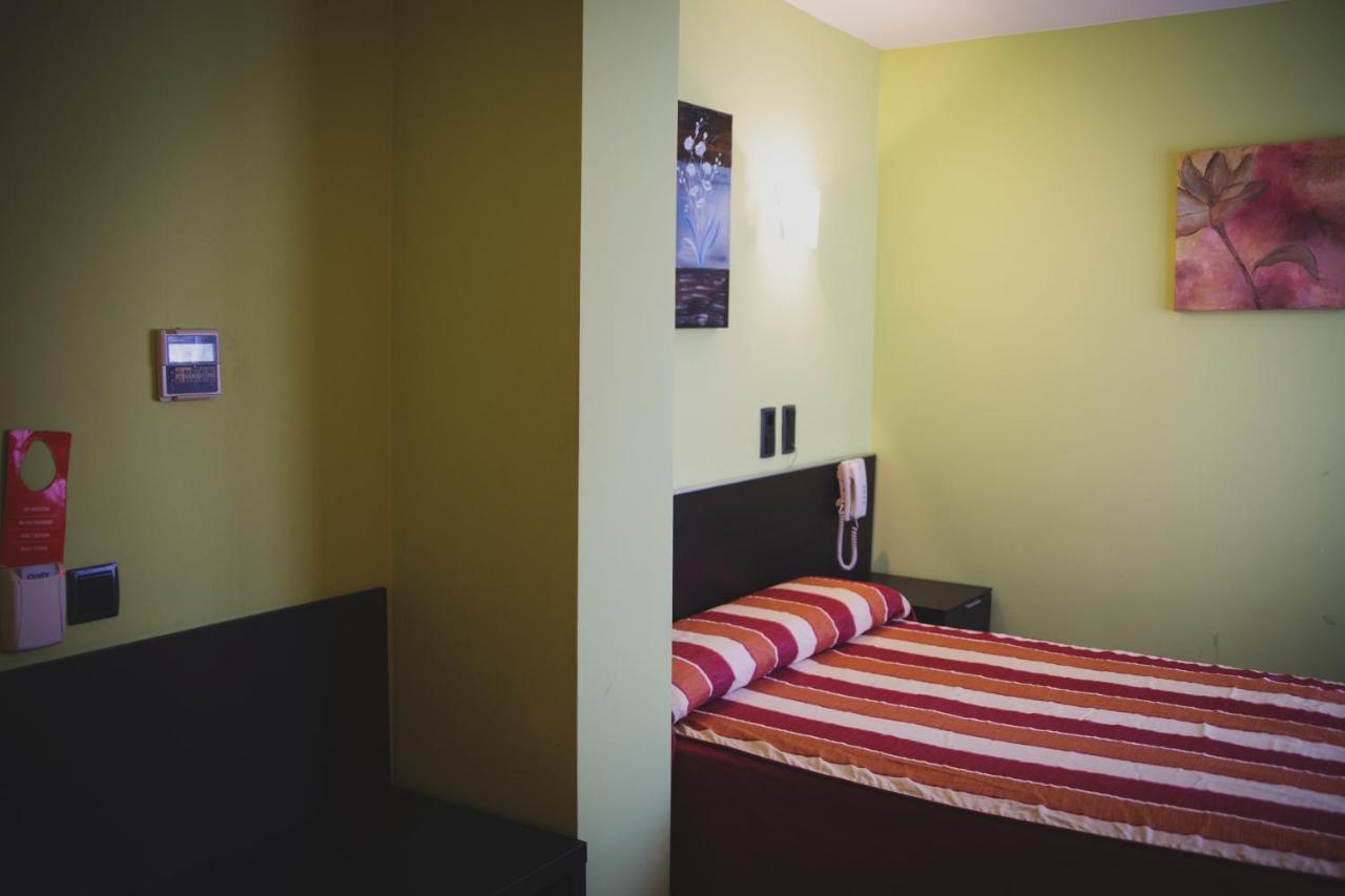 Hotel La Bodega La Almunia de Doña Godina Extérieur photo