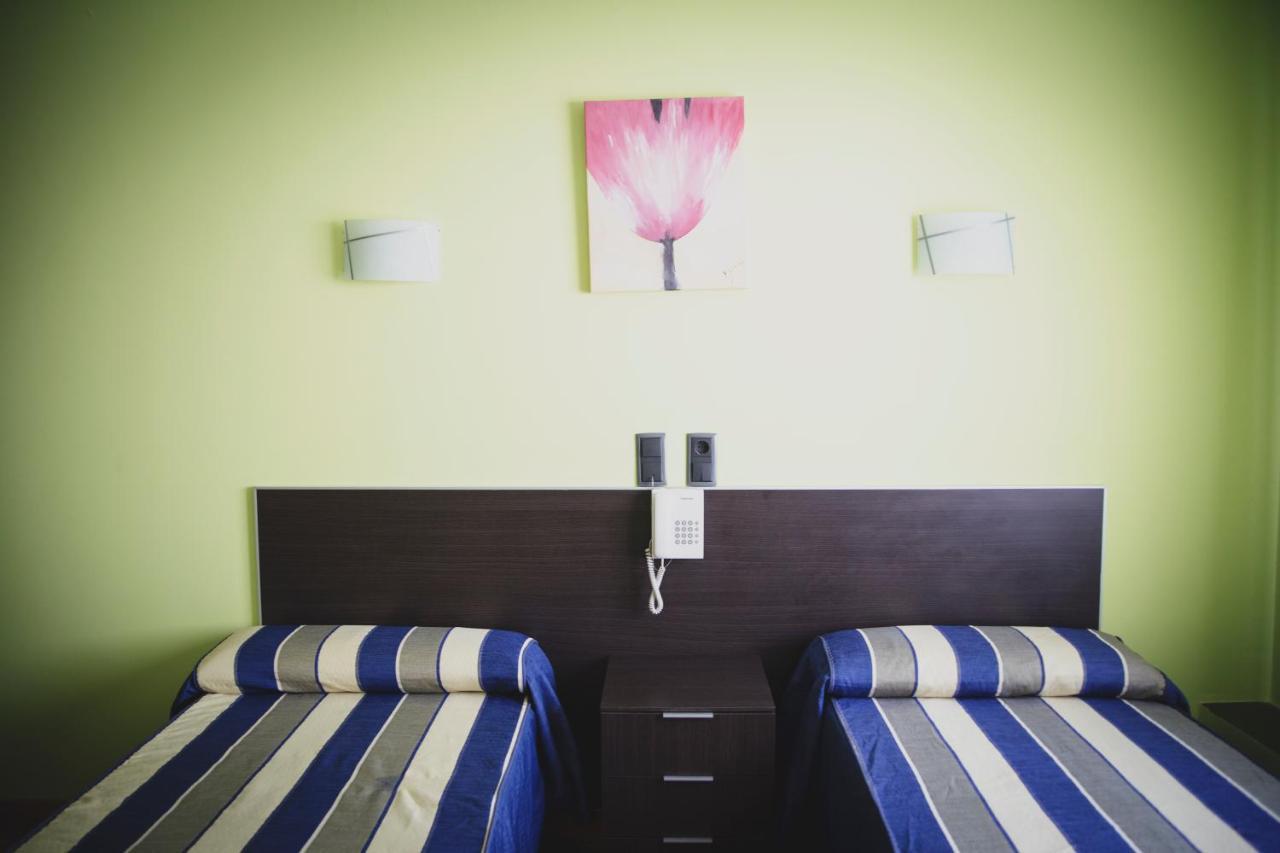 Hotel La Bodega La Almunia de Doña Godina Extérieur photo